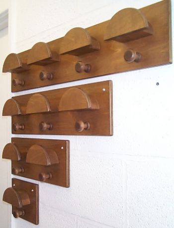 Multi station Bridle rack with knobs.